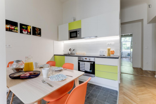 Comfy single bedroom close to Kinsky Garden