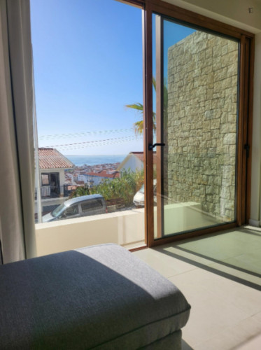 Modern 1 Bedroom Apartment close to  Praia da Baleia - Gallery - 15