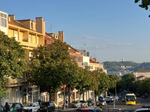 Luminous single room in Ajuda - Gallery - 11