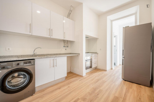Comfy double bedroom close to Jardim da Estrela