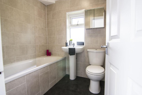rentinc-stanmore-grove-ls4-2rj-leeds-23556937920241016121402AM