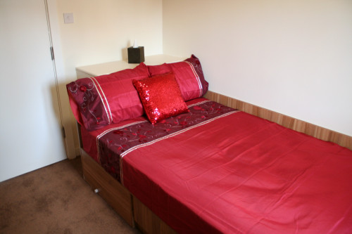 rentinc-stanmore-grove-ls4-2rj-leeds-31486485820240125045214AM