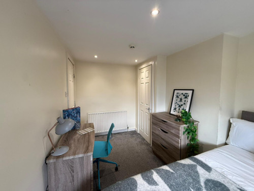 rentinc-talbot-view-ls4-2rq-leeds-105000913420251011123537AM
