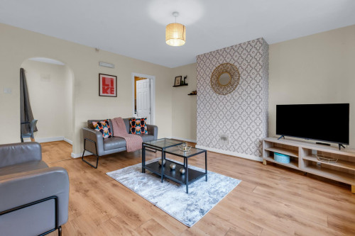 rentinc-talbot-view-ls4-2rq-leeds-161002473820251031123330AM