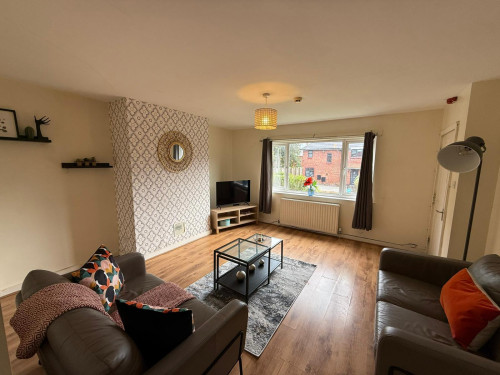 rentinc-talbot-view-ls4-2rq-leeds-20483321620251011123531AM