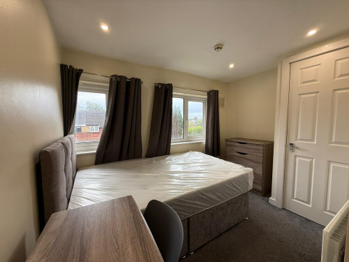 rentinc-talbot-view-ls4-2rq-leeds-79151003220251011123534AM