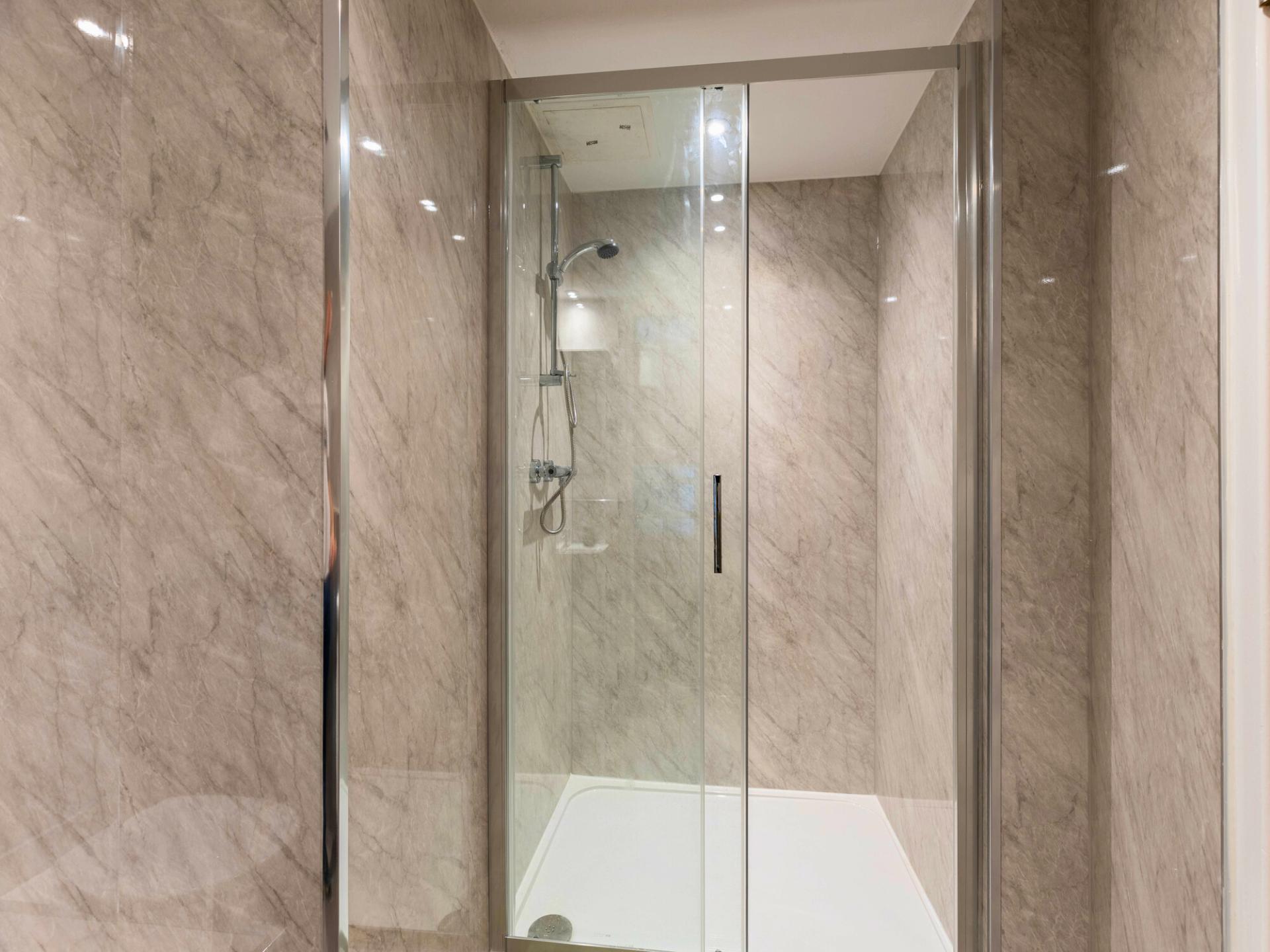  Deluxe Plus Studio  -  Gallery Apartments  - Gallery -  10