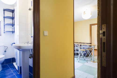 Friendly apartment close to Facultad de Derecho