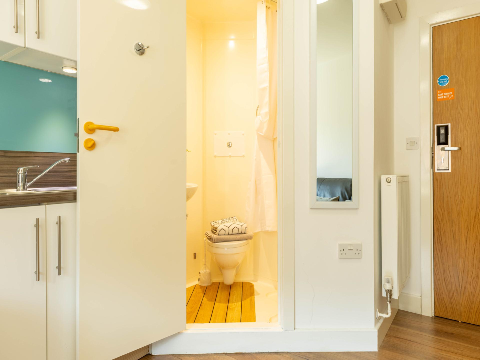  Classic Studio  -  Iron Bridge Studios  - Gallery -  11