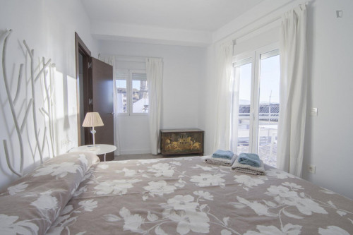 Modern 2-bedroom apartment near Catedral de Granada