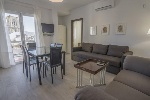 Modern 2-bedroom apartment near Catedral de Granada