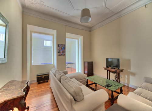 Luxurious 5 Bedroom apartment close to Miradouro do Monte Agudo