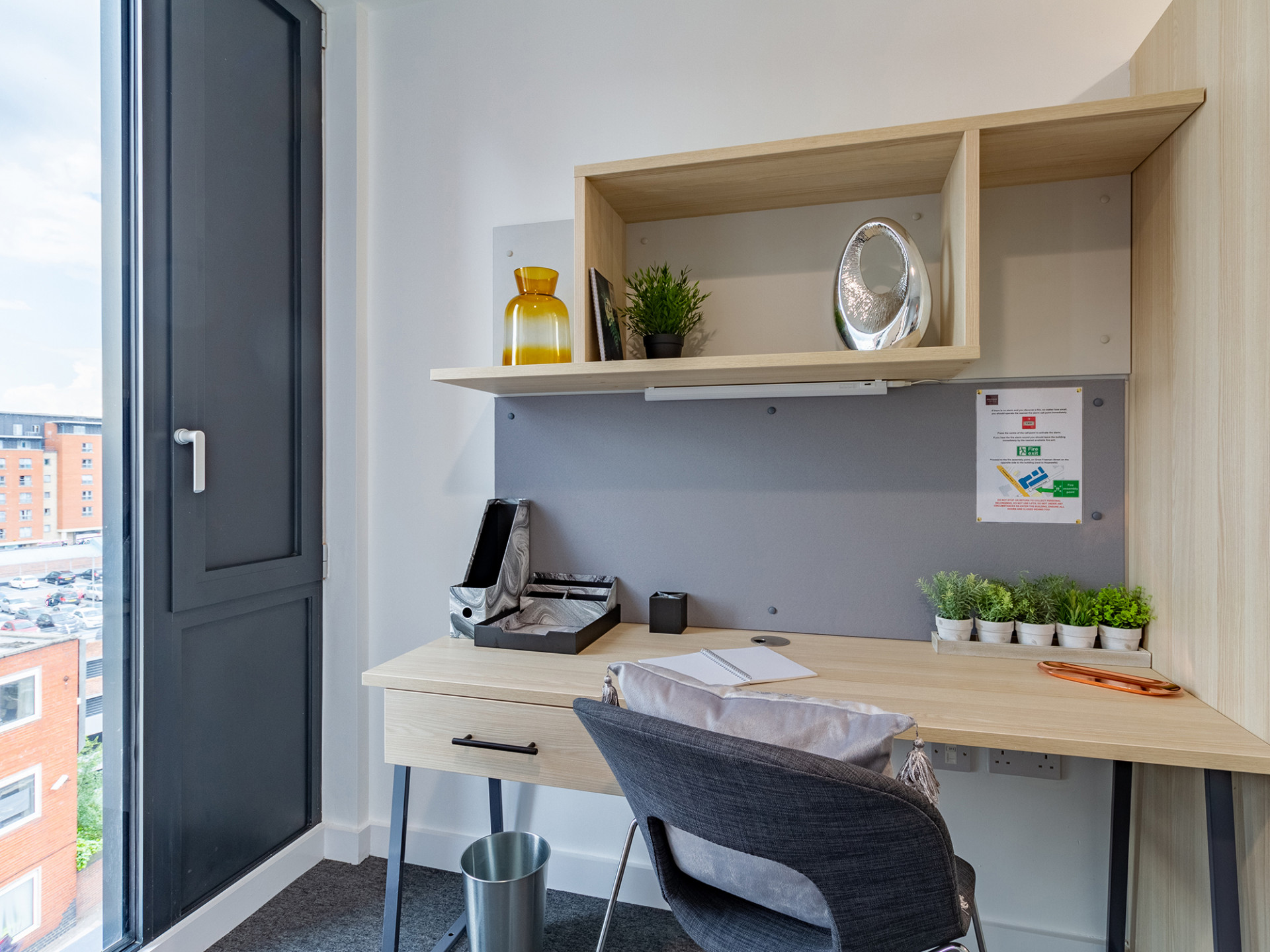  Classic 2 Bed Flat  -  Straits Village  - Gallery -  1