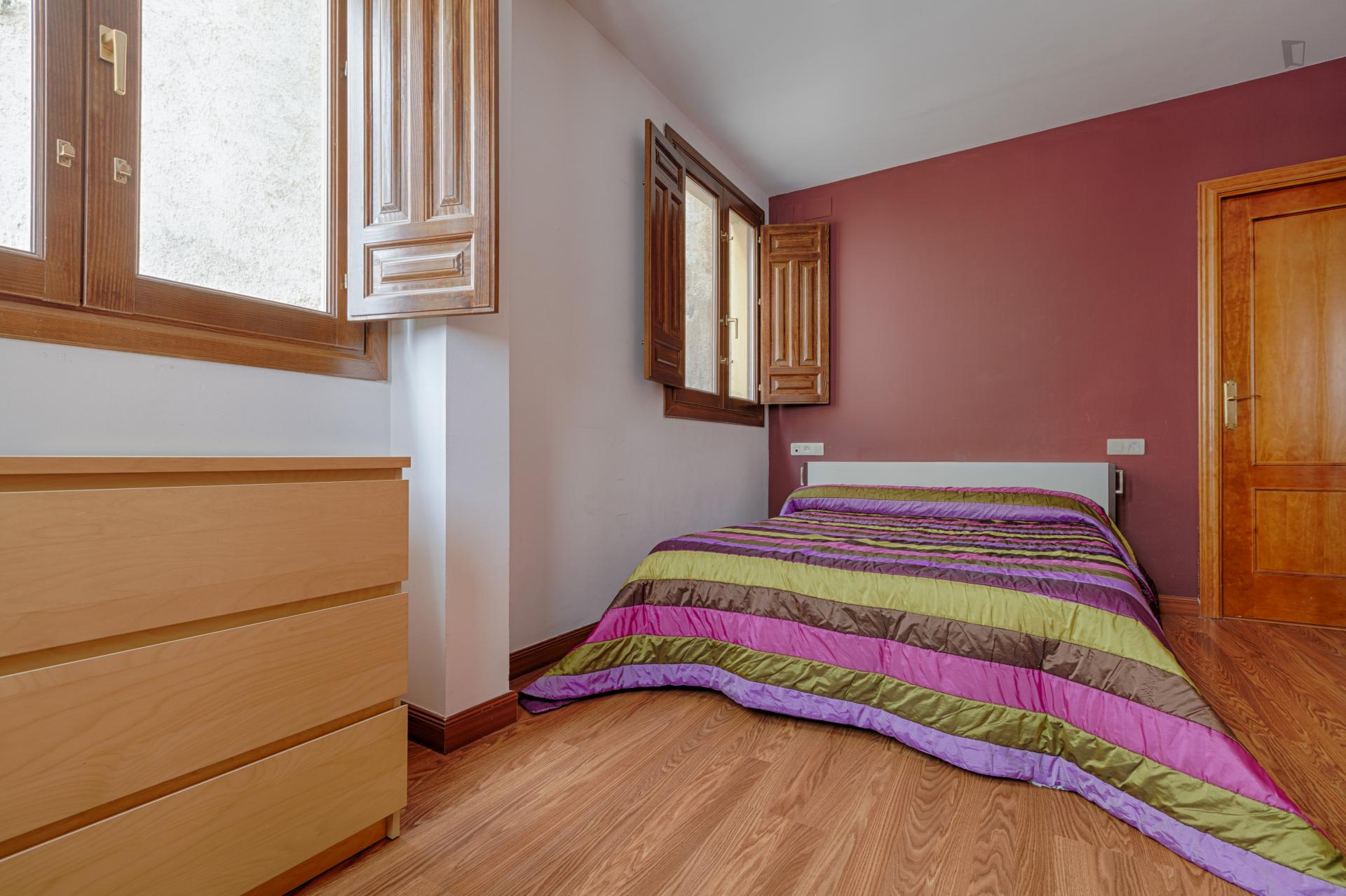 Very cool 1-bedroom duplex near the Alhambra