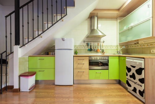Very cool 1-bedroom duplex near the Alhambra  - Gallery -  4