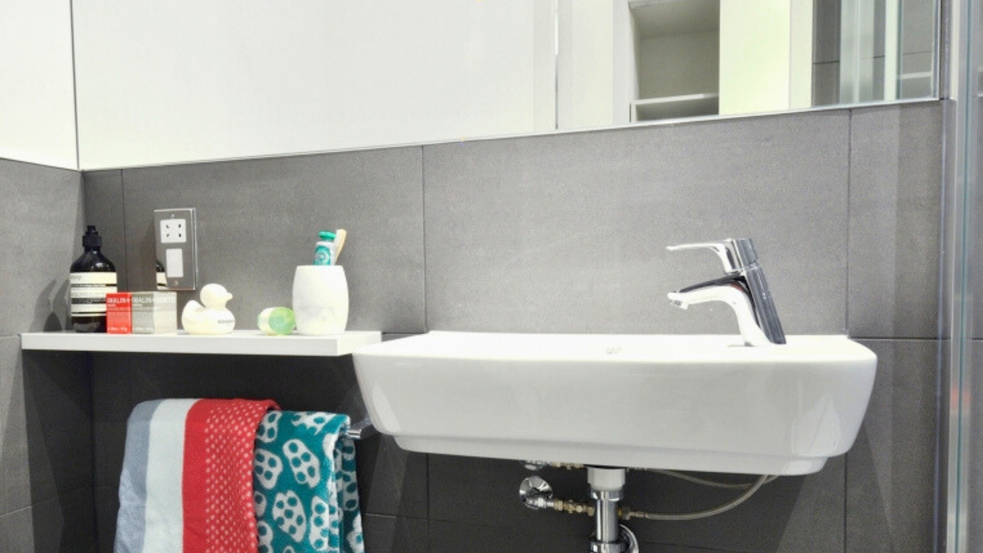 Standard En-Suite - 4
