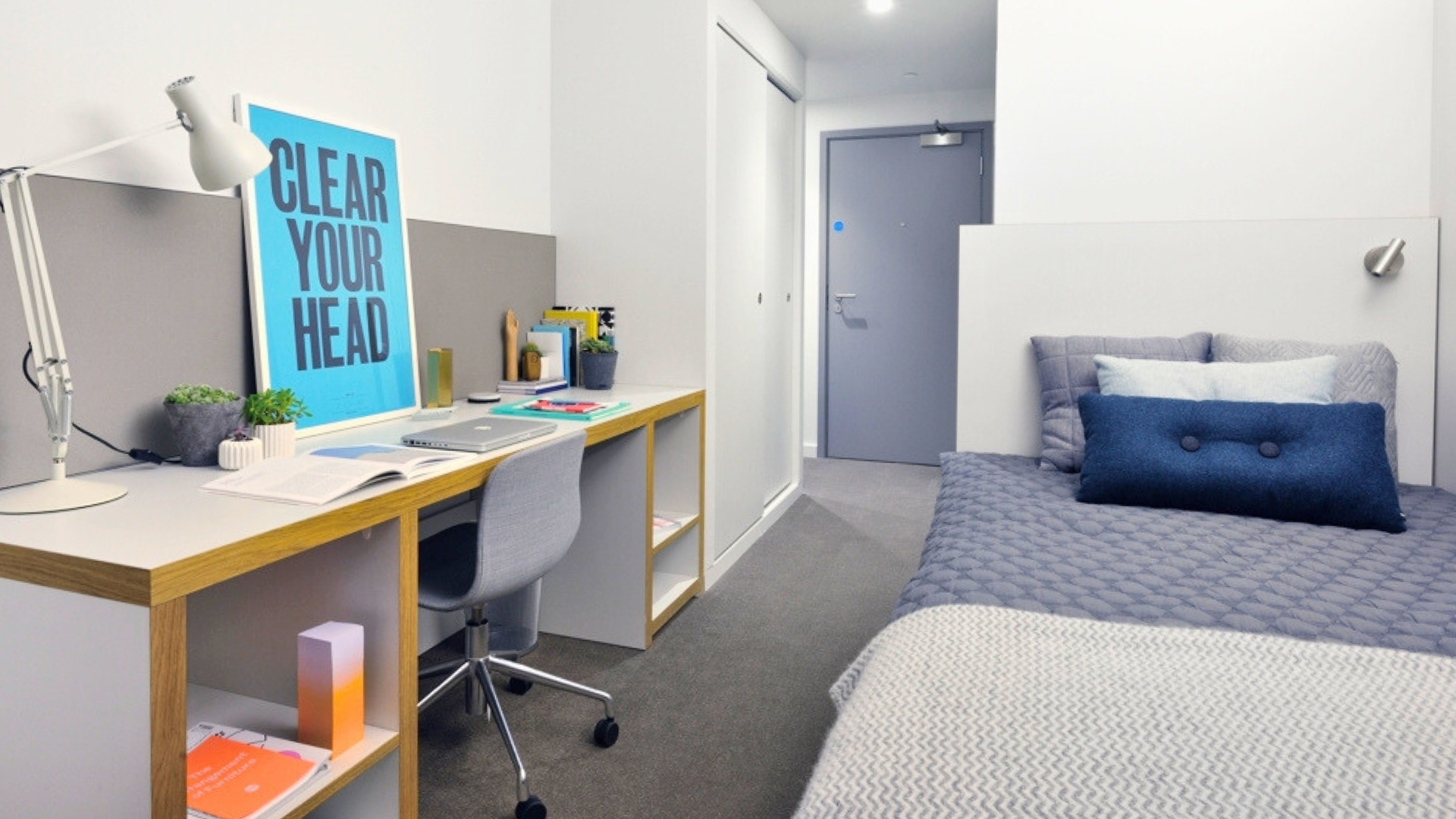 Standard En-Suite - 7