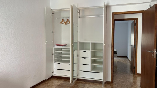 Lovely single bedroom in Telheiras