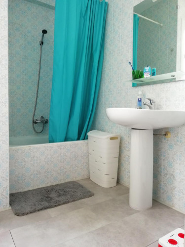 Single bedroom in 3-bedroom apartment - Gallery - 10