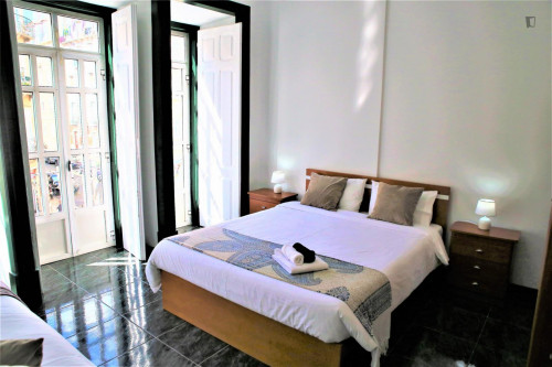 Very nice double bedroom in Penha de França