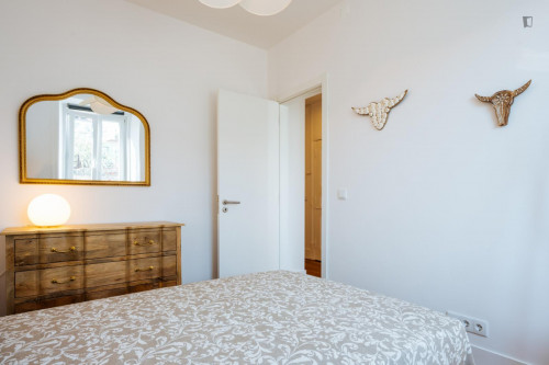 Very nice double ensuite bedroom in Arroios