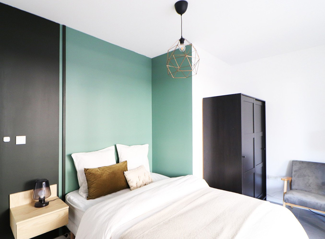  Rent This Cosy 12 M² Bedroom, With A Private Balcony,  -  Beautiful Renovated Apt.. nearby north of Strasbourg with Groceries Stores  - Gallery -  1