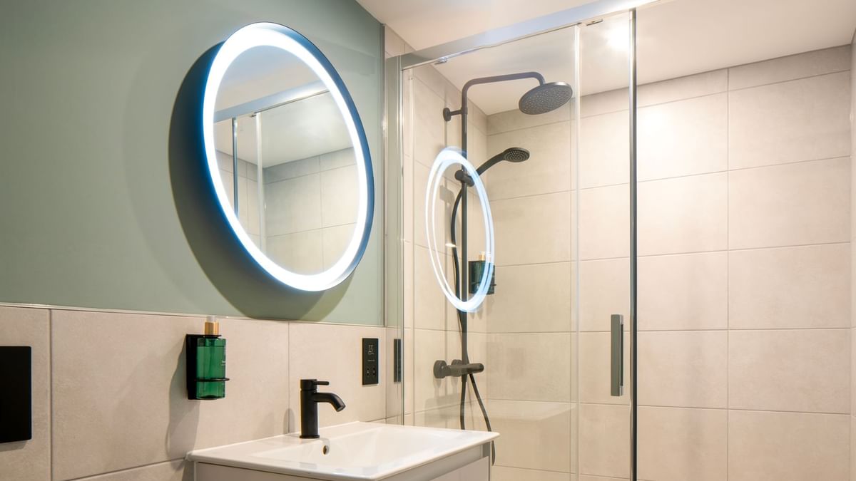  Grand Studio With Terrace  -  Aparthotel Birmingham  - Gallery -  1