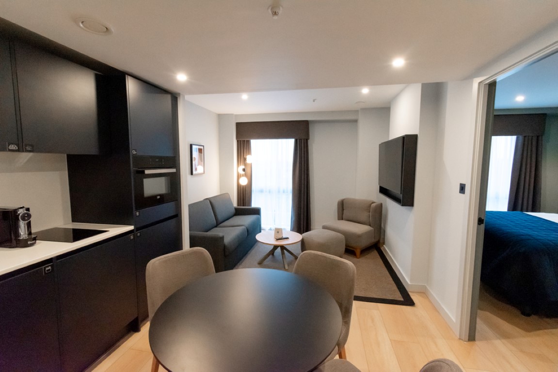  Classic One Bedroom  -  Aparthotel Birmingham  - Gallery -  2