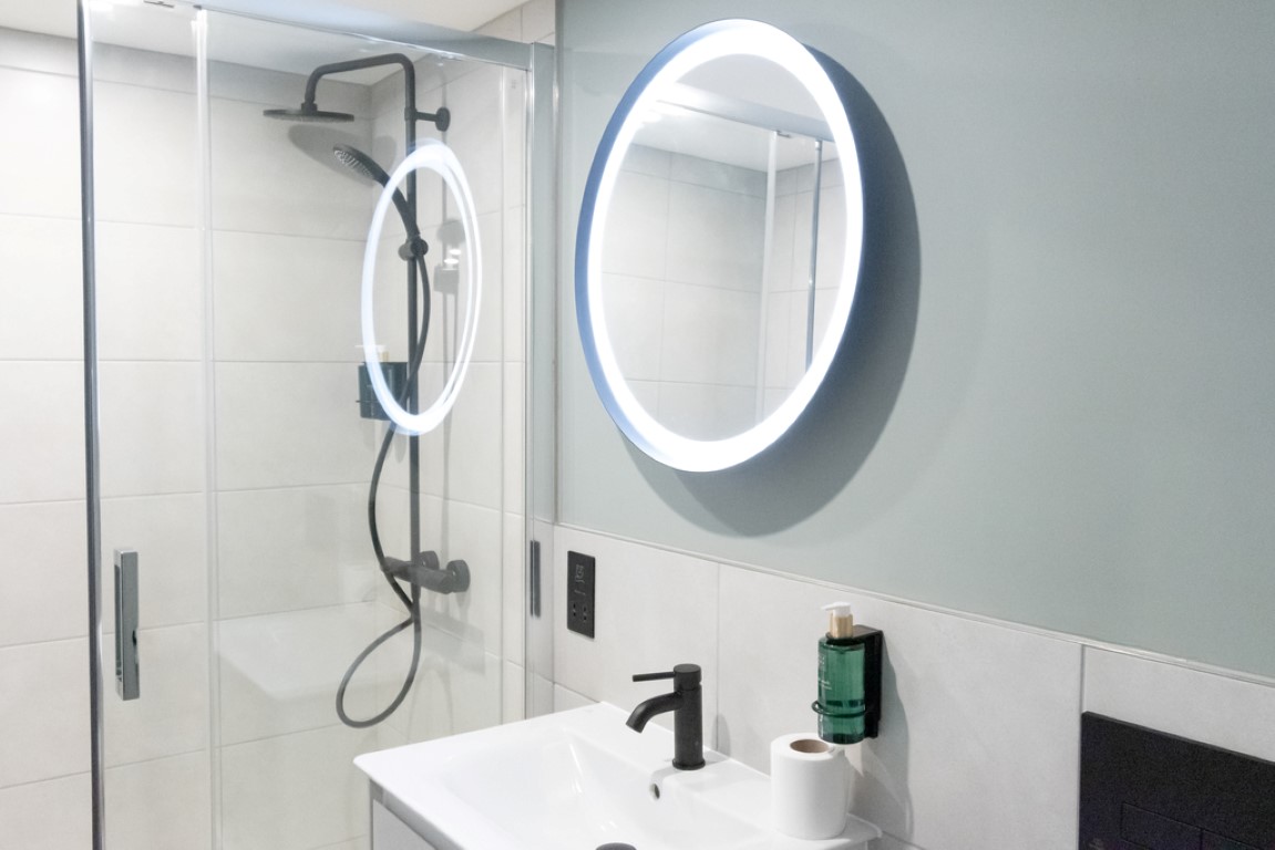  Grand One Bedroom  -  Aparthotel Birmingham  - Gallery -  11