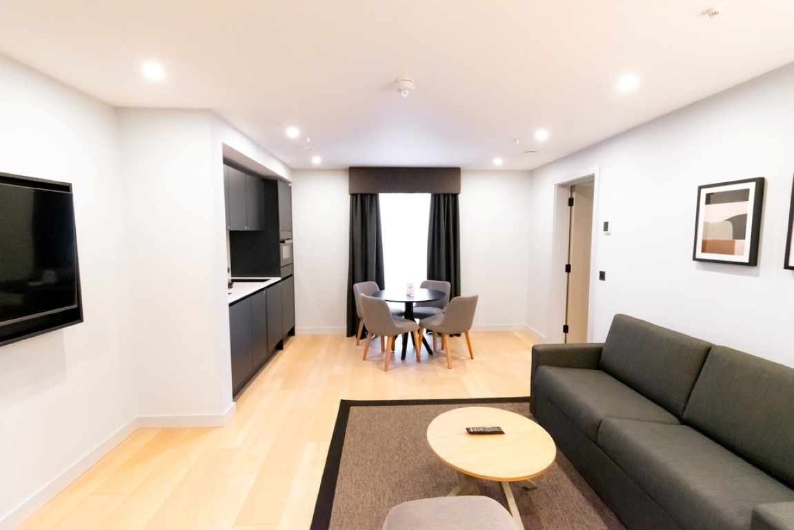  Grand One Bedroom W/Terrace  -  Aparthotel Birmingham  - Gallery -  6