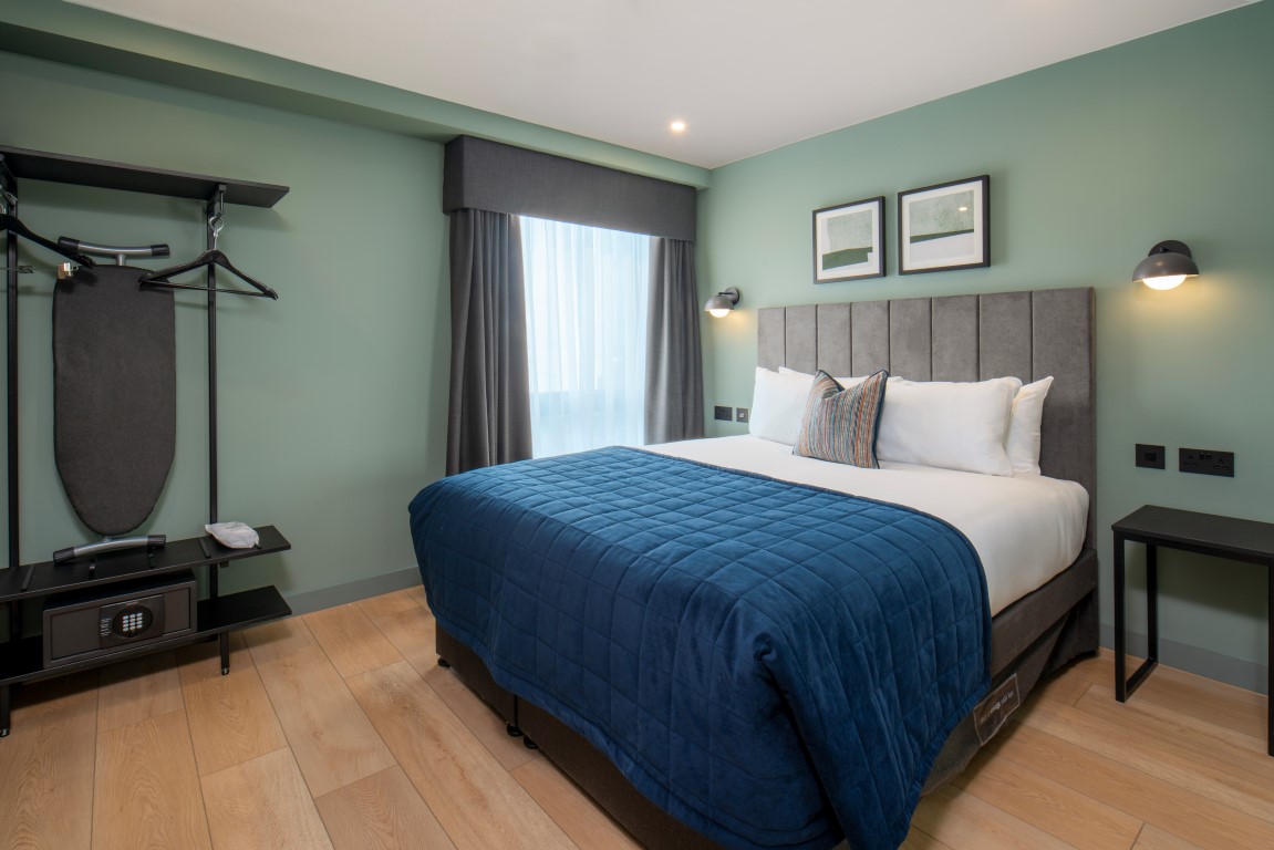  Grand Two Bedroom  -  Aparthotel Birmingham  - Gallery -  1