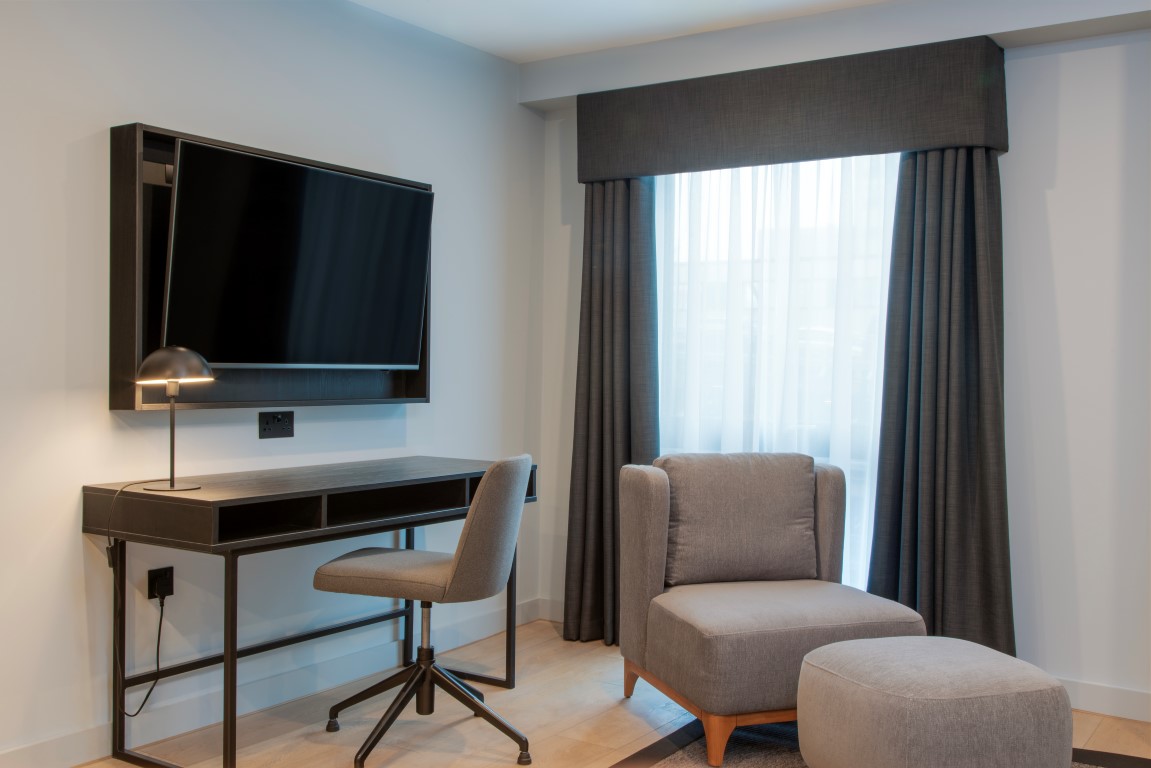  Grand Two Bedroom  -  Aparthotel Birmingham  - Gallery -  3