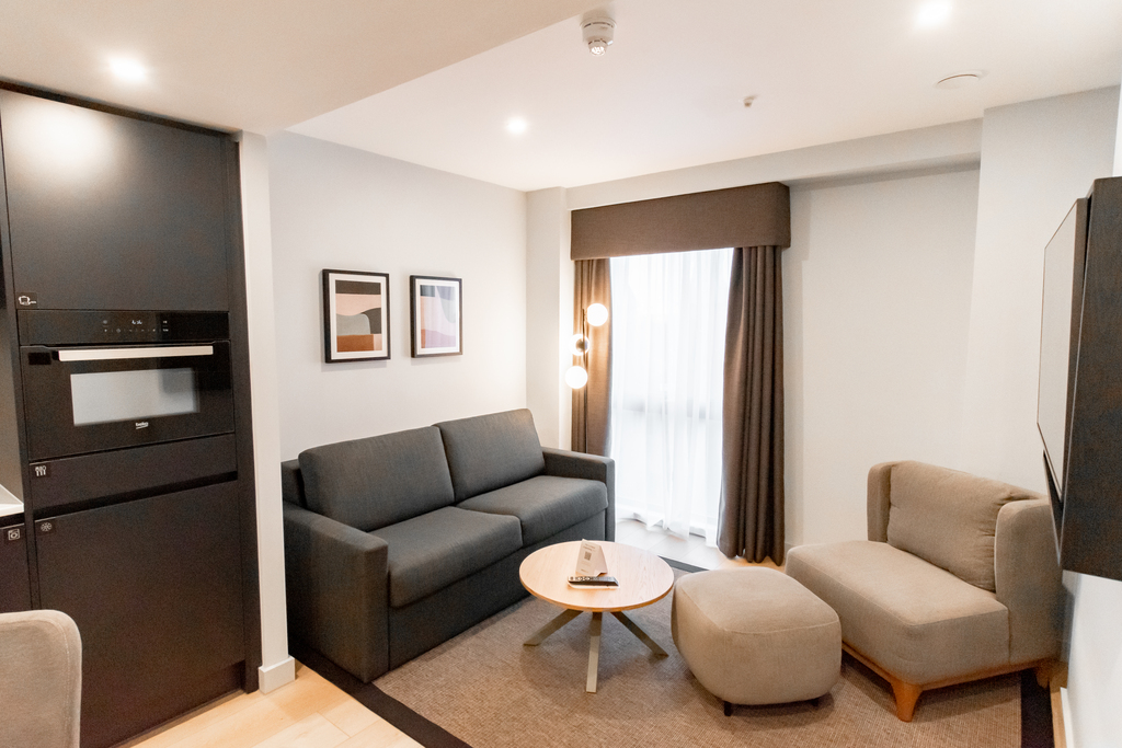  Classic One Bed Accessible Suite  -  Aparthotel Birmingham  - Gallery -  6