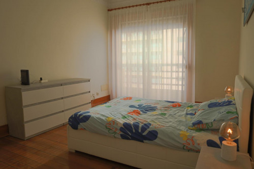 Amazing double bedroom near Avenida da Liberdade