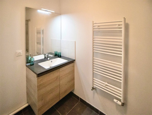 Beautiful 82 m² apartment in coliving in the Grand Parc district in Bordeaux