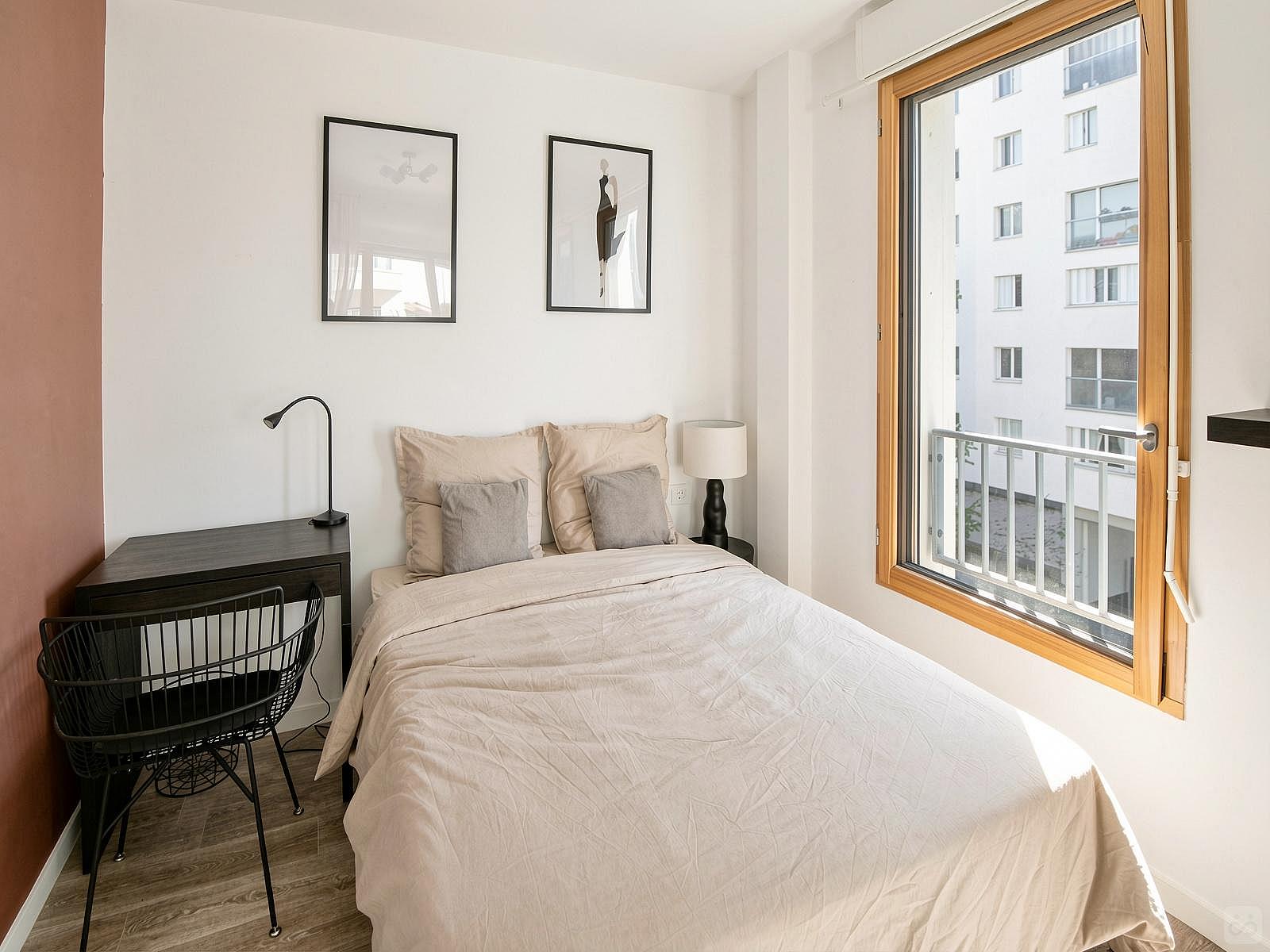 Move Into This Comfortable 10 M² Room - 14