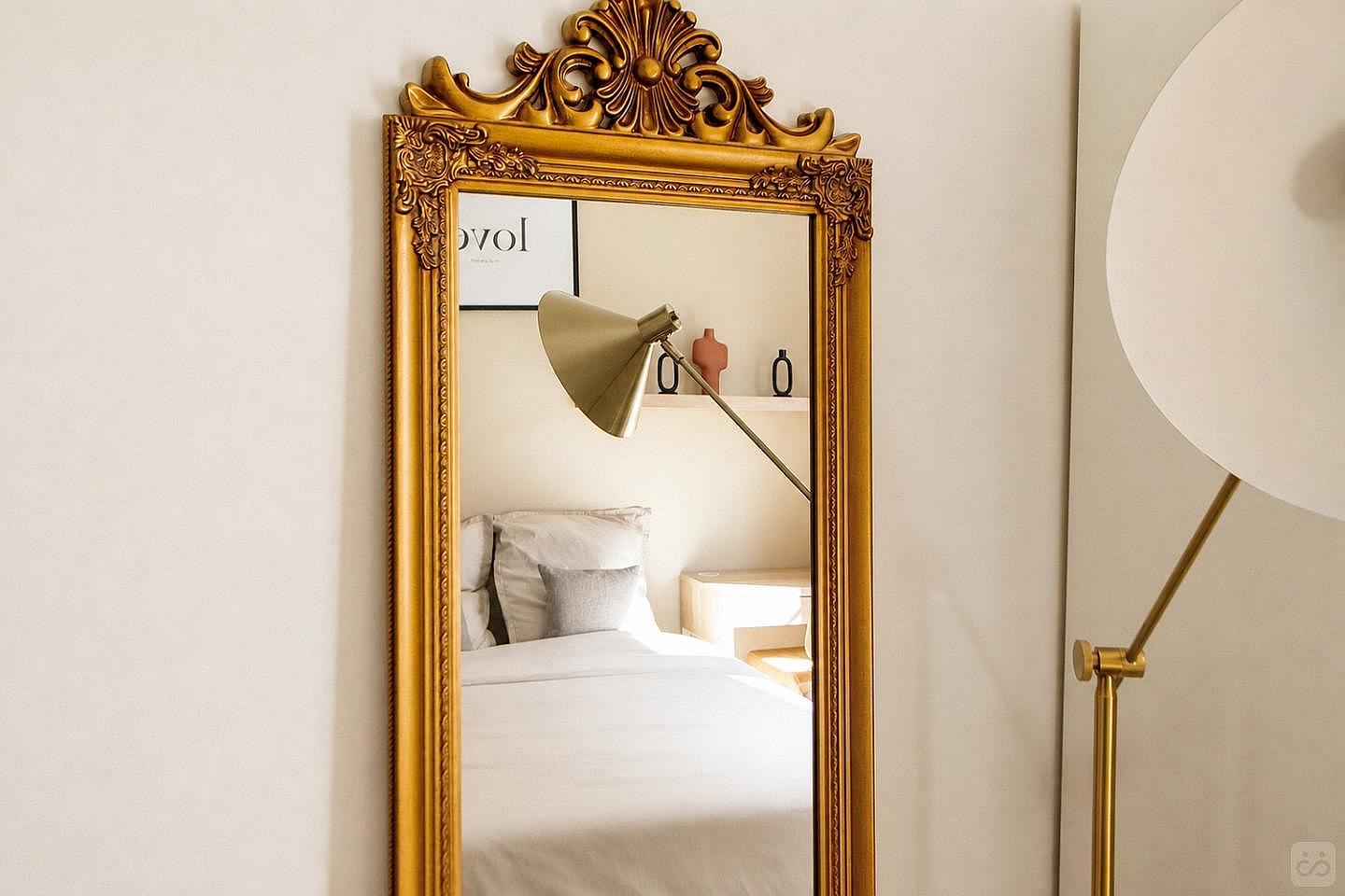 Move Into This Sophisticated 9 M² Room - 18