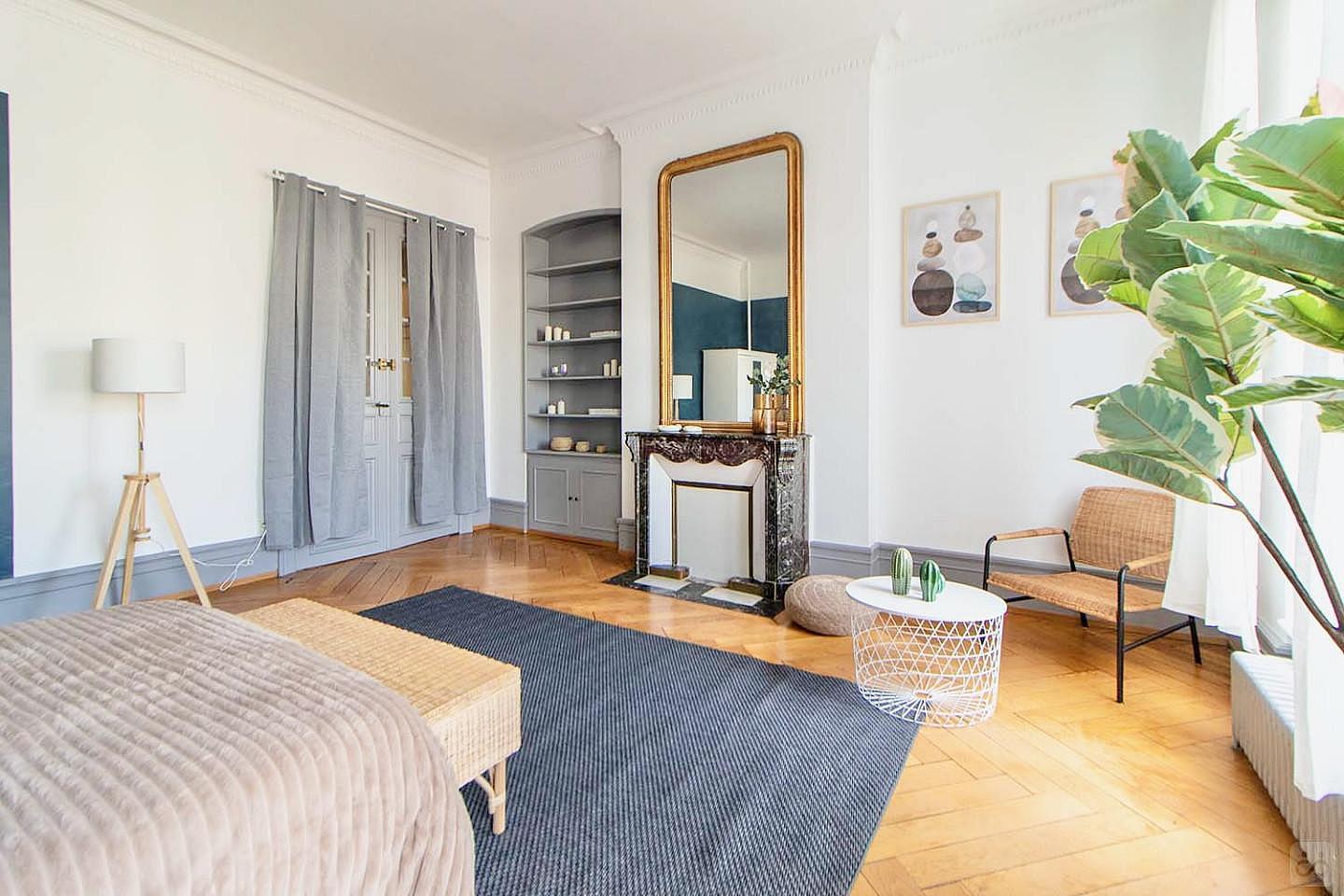 Move Into This Spacious 27 M² Coliving Room - 2