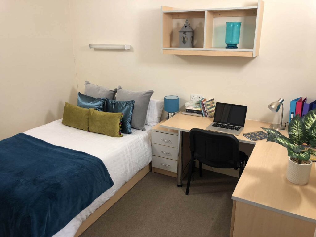  Deluxe Studio  -  Horton House  - Gallery -  8