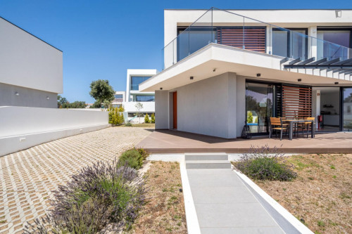 Inviting 2-bedroom house in Sintra - Gallery - 16