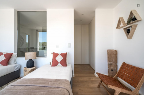 Inviting 2-bedroom house in Sintra