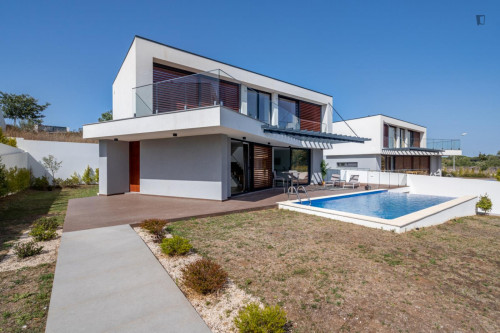 Welcoming 3-bedroom house in Cabriz