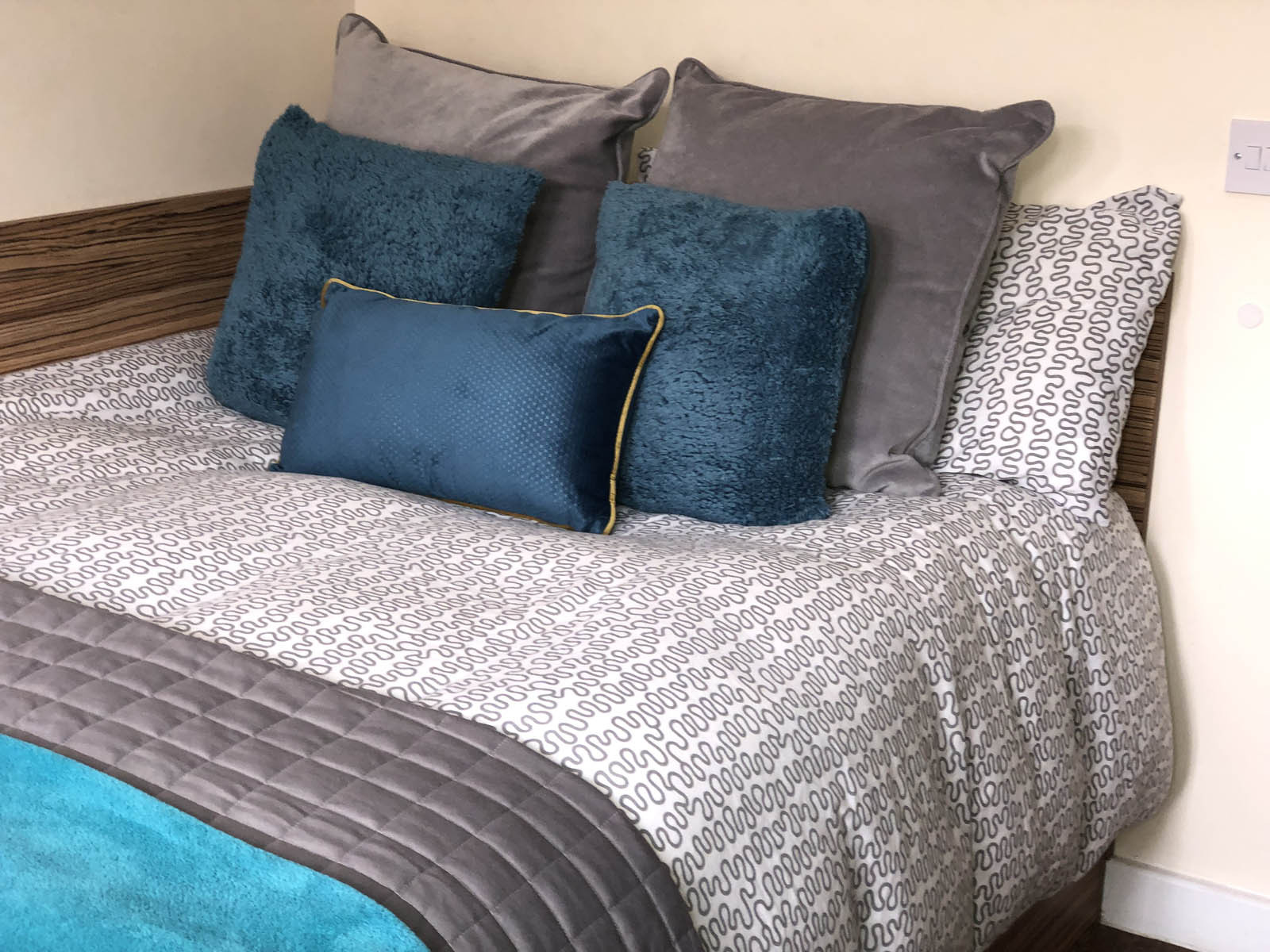  Premier En-Suite  -  Waterside Court  - Gallery -  11