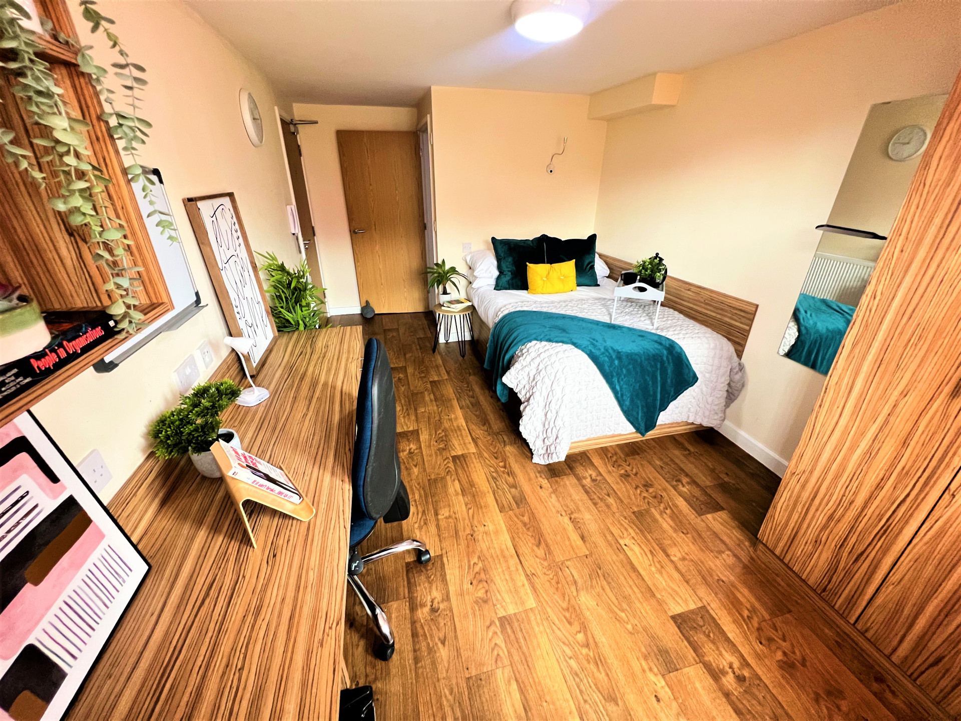 Deluxe Wet Room En-Suite - 3