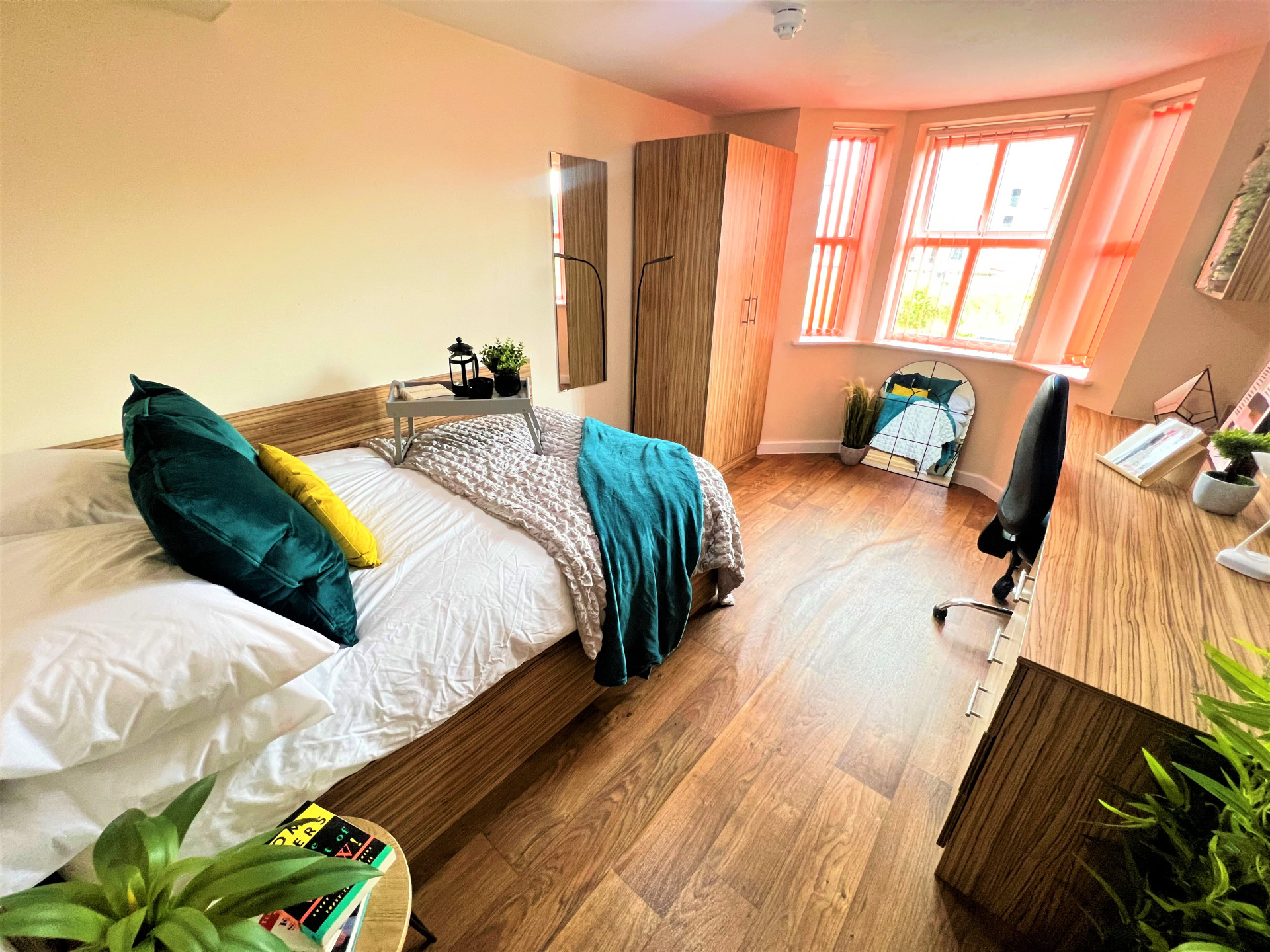  Premier Wet Room En-Suite  -  Waterside Court  - Gallery -  7