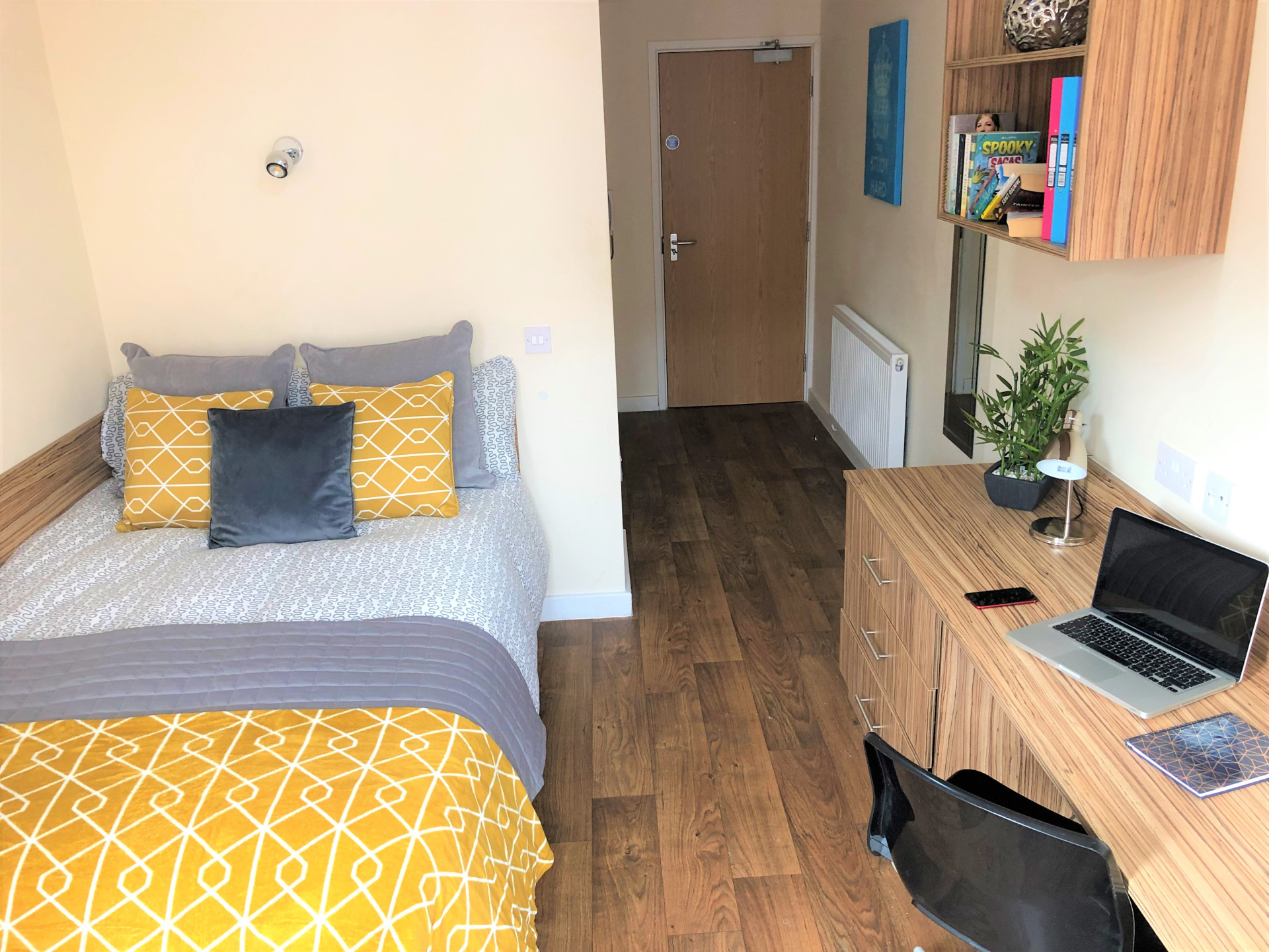  Deluxe En-Suite  -  Waterside Court  - Gallery -  13