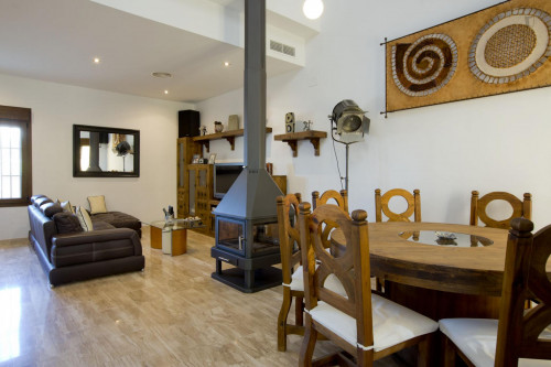 Super cool 1-bedroom annex apartment in a house, in Castilleja de la Cuesta - Gallery - 7