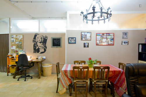 Super cool 1-bedroom annex apartment in a house, in Castilleja de la Cuesta - Gallery - 16