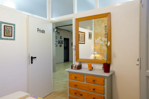 Super cool 1-bedroom annex apartment in a house, in Castilleja de la Cuesta - Gallery - 10