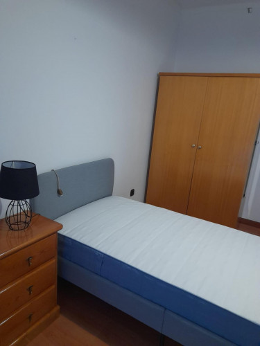 Comfy single bedroom close to Universidade do Minho
